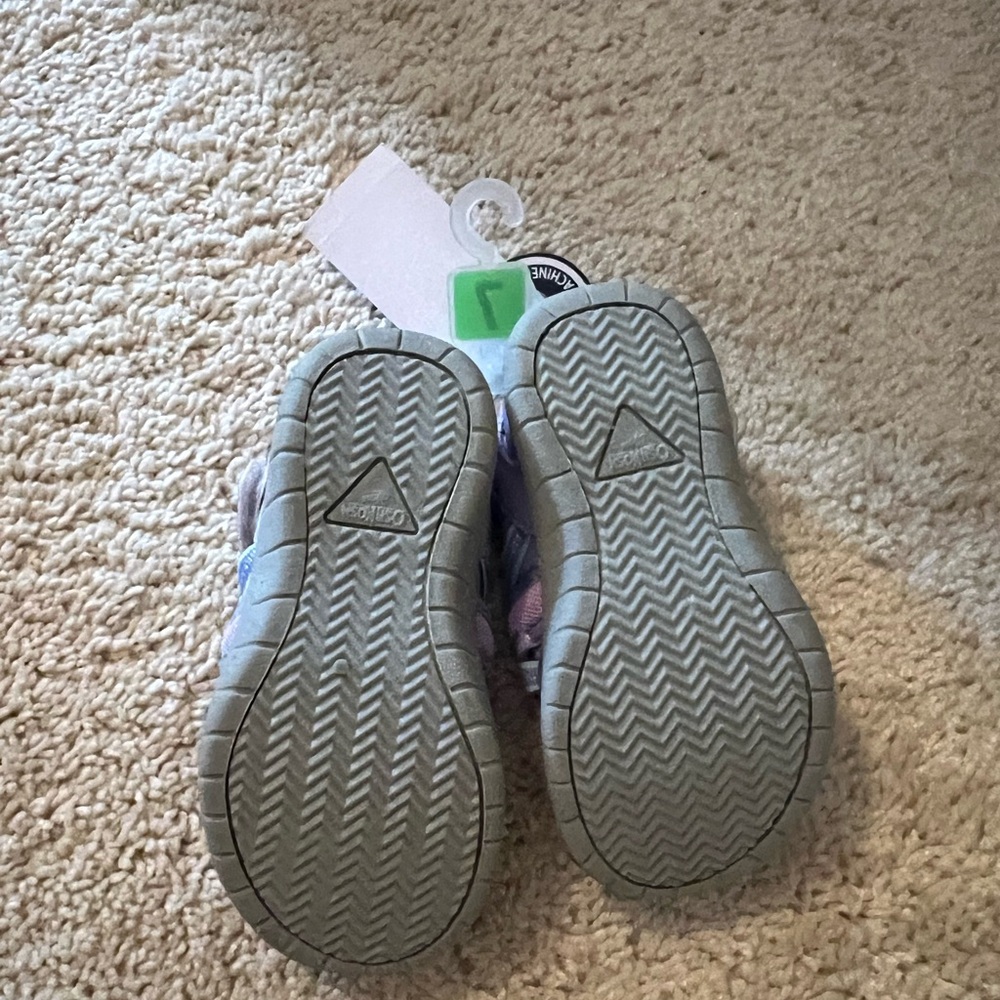 OshKosh B'gosh Lavender and Aqua Kids tennis Shoe sandals - Picture 5 of 5